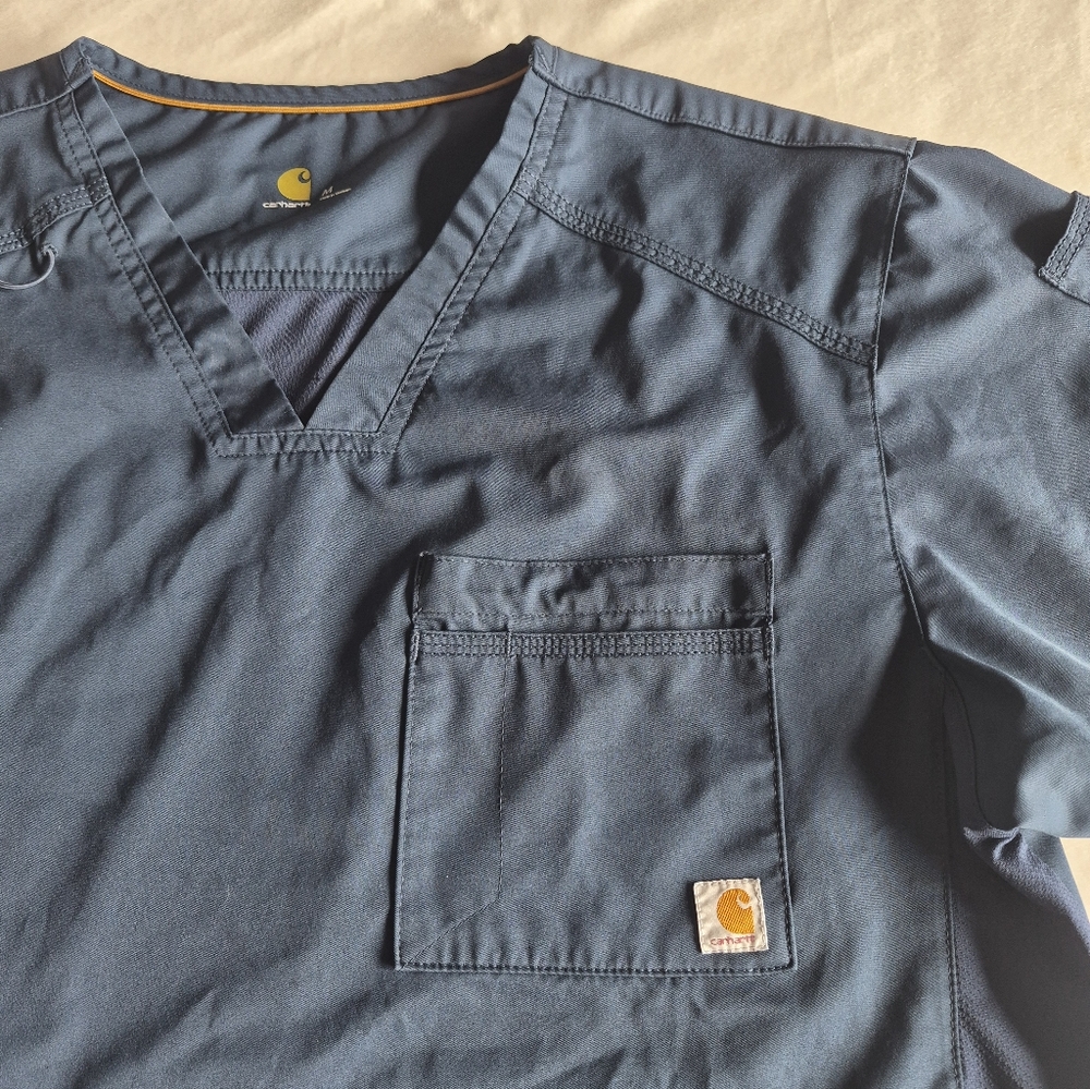 Carhartt Scrub Top Size Medium Unisex Navy Blue Back Ventilation Front Pocket - Picture 2 of 13